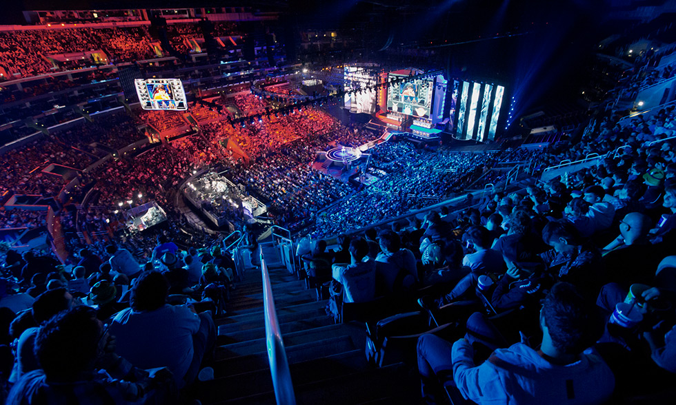 【lpl战报】JDG 2-0 V5：Hope稳中带凶 JDG成功终结V5连胜